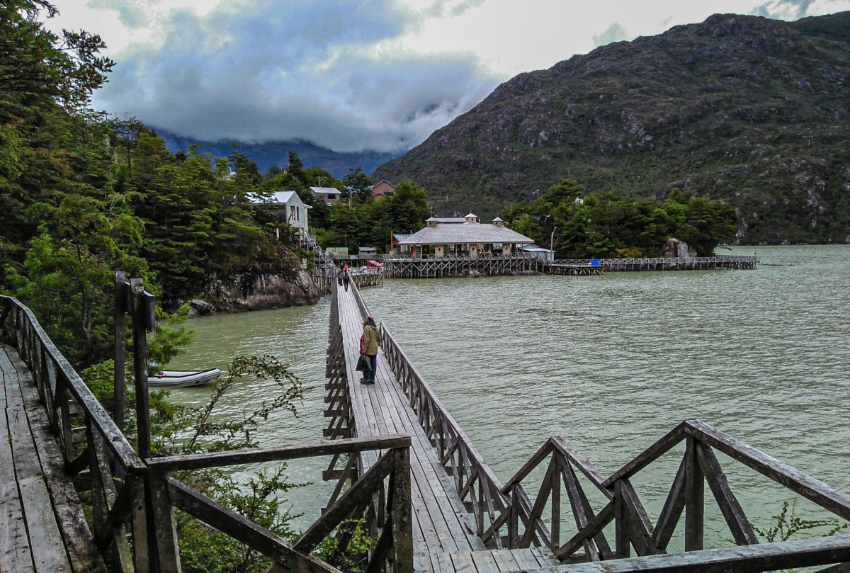 estancia turistica, lugares en la patagonia, caleta tortel